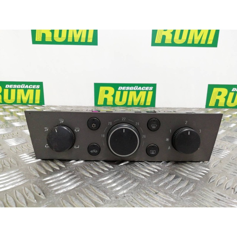 Recambio de mando climatizador para opel vectra c berlina elegance referencia OEM IAM 74670703  
