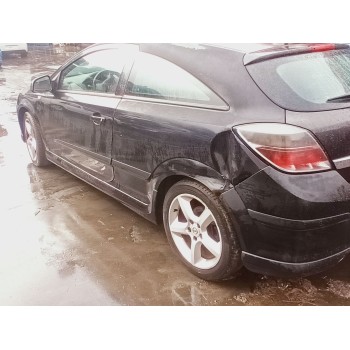 opel astra gtc del año 2010