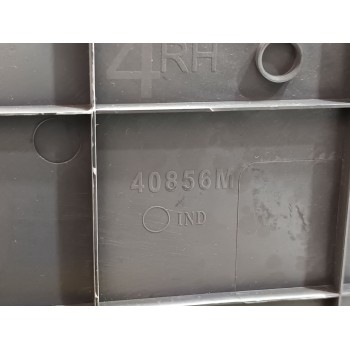 Recambio de soporte bandeja trasera derecha para toyota verso active referencia OEM IAM   