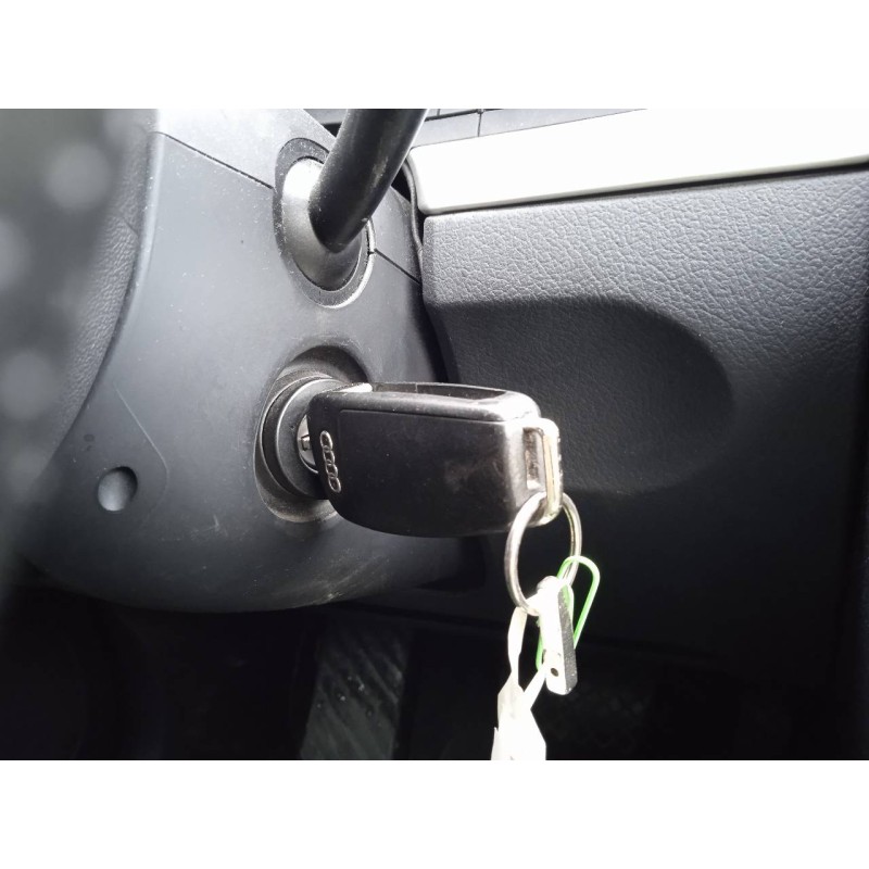 Recambio de juego bombines para audi a4 avant (8e) 2.0 tdi referencia OEM IAM 4B0905851P  