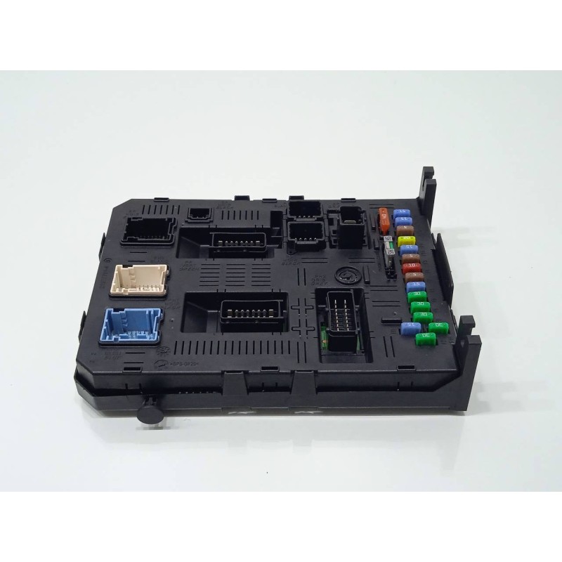 Recambio de caja reles / fusibles para citroën c4 picasso exclusive referencia OEM IAM 9660105980  