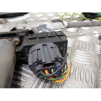 Recambio de elevalunas delantero izquierdo para ford focus berlina (cak) ghia referencia OEM IAM 0130821756  