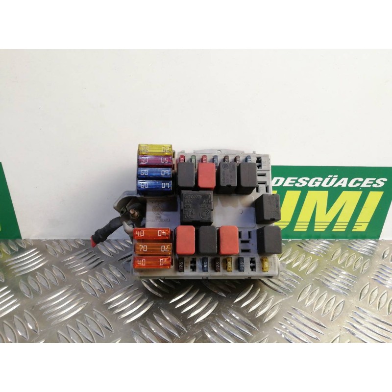 Recambio de caja reles / fusibles para fiat doblo (119) 1.9 jtd elx / dynamic referencia OEM IAM 46760542  