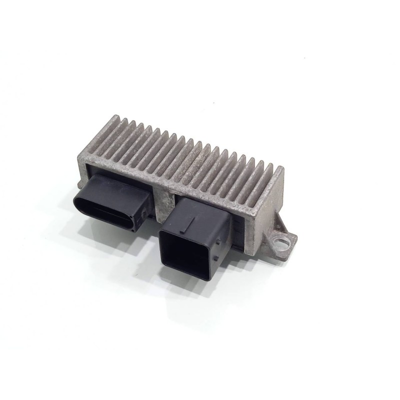 Recambio de caja precalentamiento para renault megane iii berlina 5 p bose edition referencia OEM IAM 8200558438A  