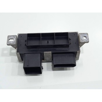 Recambio de caja precalentamiento para renault megane iii berlina 5 p bose edition referencia OEM IAM 8200558438A  