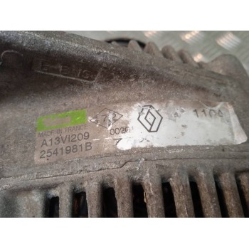 Recambio de alternador para mitsubishi carisma berlina 5 (da0) 1900 td classic referencia OEM IAM 2541981B A13VI209 