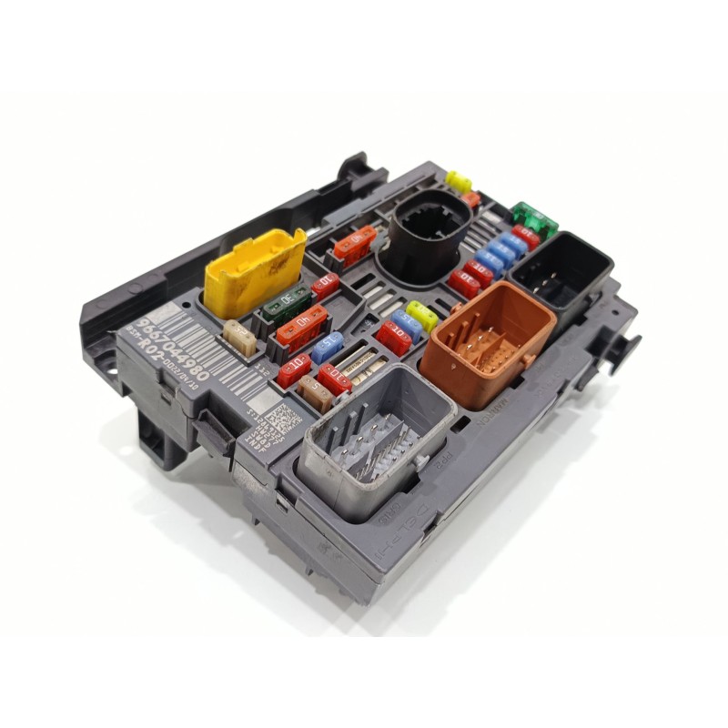 Recambio de caja reles / fusibles para peugeot 407 sport referencia OEM IAM 9667044980  