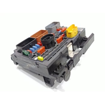 Recambio de caja reles / fusibles para peugeot 407 sport referencia OEM IAM 9667044980  