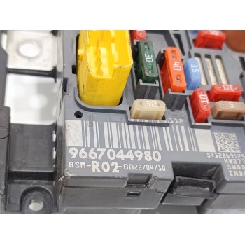 Recambio de caja reles / fusibles para peugeot 407 sport referencia OEM IAM 9667044980  