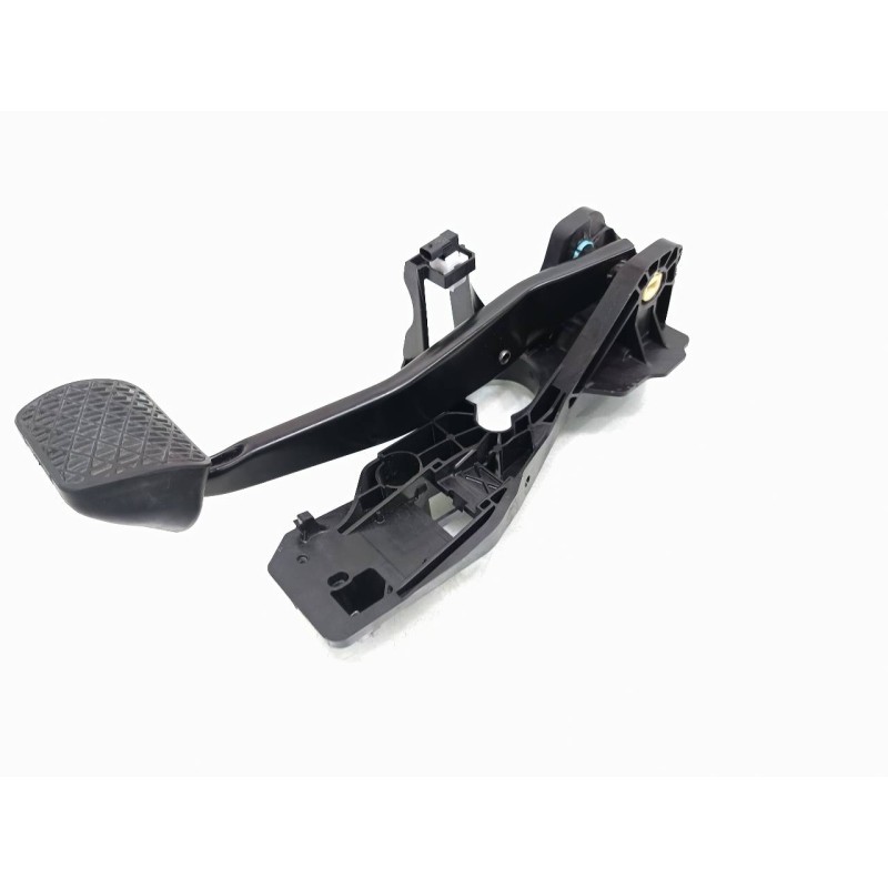 Recambio de pedal freno para mercedes-benz clase gla (bm 247) gla 200 (247.787) referencia OEM IAM A1772901000  