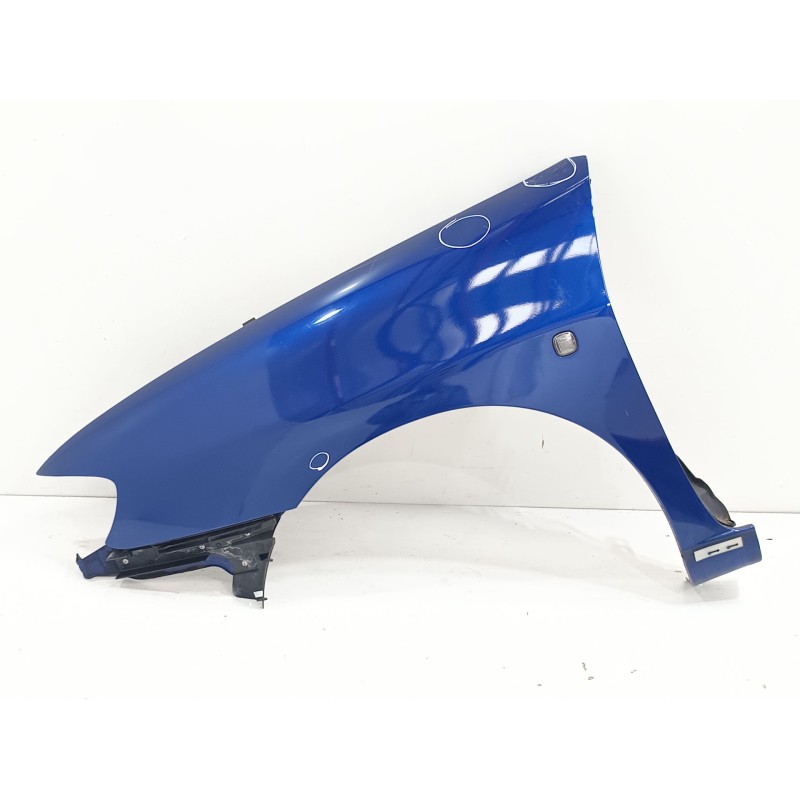 Recambio de aleta delantera izquierda para seat cordoba berlina (6k2) sport referencia OEM IAM   