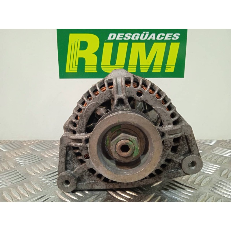 Recambio de alternador para ford fiesta berlina básico referencia OEM IAM A115170A  