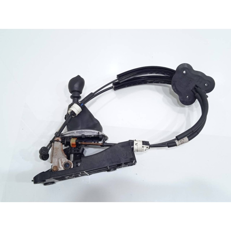 Recambio de palanca cambio para renault megane iii berlina 5 p bose edition referencia OEM IAM 8200782736  