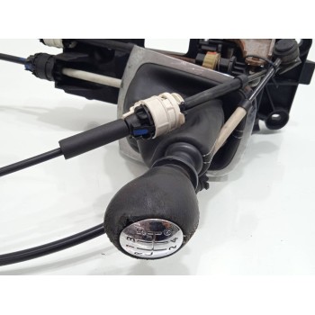 Recambio de palanca cambio para renault megane iii berlina 5 p bose edition referencia OEM IAM 8200782736  