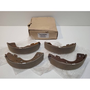 Recambio de zapatas freno traseras para nissan np300 pick-up (d23) referencia OEM IAM D4060EB36A  
