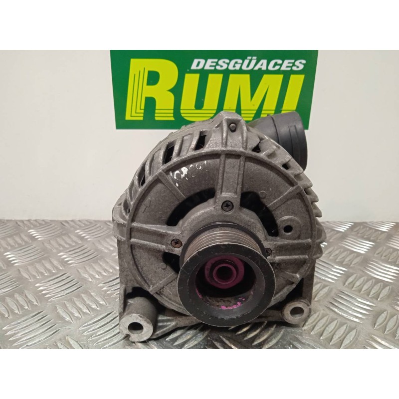 Recambio de alternador para bmw serie 5 berlina (e39) 525tds referencia OEM IAM 0123515004 1740629 