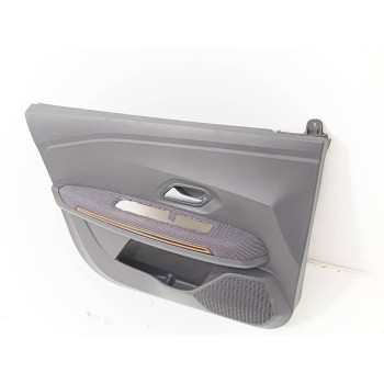 Recambio de guarnecido puerta delantera izquierda para dacia sandero iii referencia OEM IAM 809018872R  
