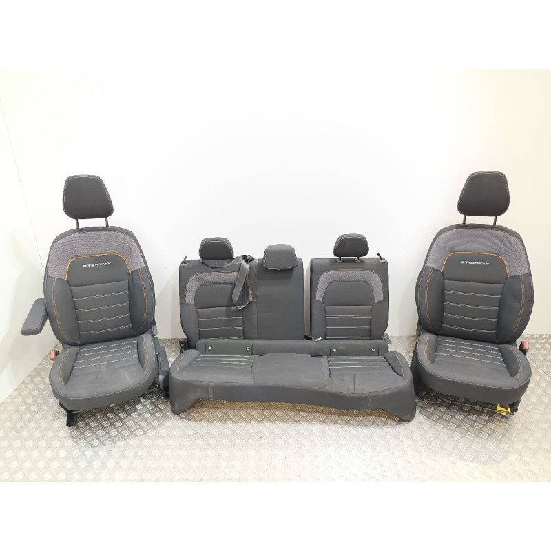 Recambio de juego asientos completo para dacia sandero iii referencia OEM IAM   
