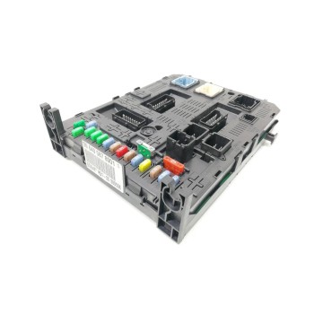 CAJA RELES / FUSIBLES 966405878001 