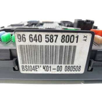 Recambio de caja reles / fusibles para peugeot partner kasten confort l1 referencia OEM IAM 966405878001  
