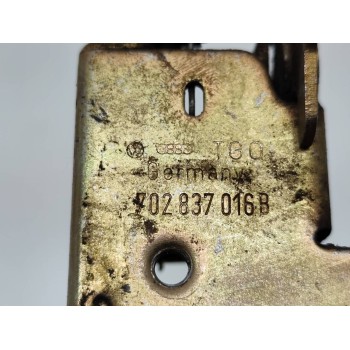 Recambio de cerradura puerta delantera derecha para volkswagen t4 bus (mod. 1991) caravelle gl referencia OEM IAM 702837016B  