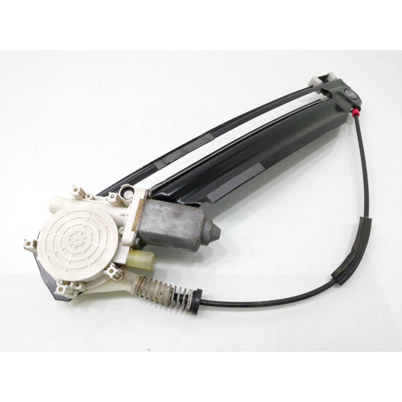 Recambio de elevalunas trasero derecho para bmw serie 5 berlina (e39) 528i referencia OEM IAM 8360511  