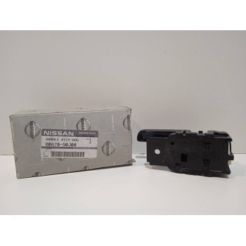 Recambio de maneta interior delantera derecha para nissan terrano/terrano.ii (r20) referencia OEM IAM 8067090J00  
