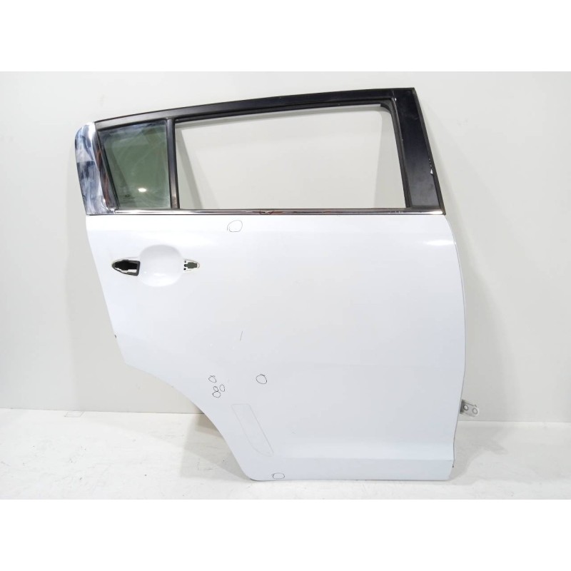 Recambio de puerta trasera derecha para kia sportage concept 4x2 referencia OEM IAM   