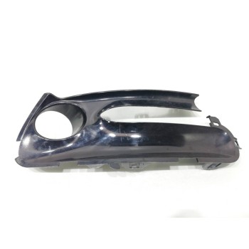 REJILLA PARAGOLPES DERECHA 261A22498R 