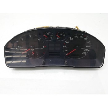 Recambio de cuadro instrumentos para audi a4 berlina (b5) 1.9 tdi referencia OEM IAM 8D0919033A  