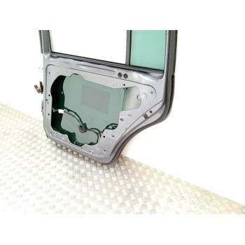 Recambio de puerta trasera derecha para volkswagen touran (1t1) advance referencia OEM IAM   