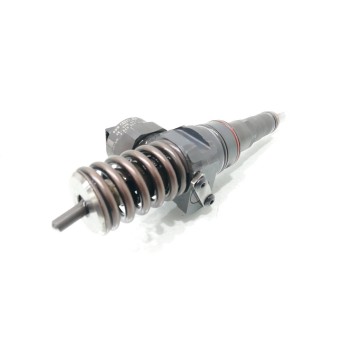 Recambio de inyector para volkswagen passat berlina (3b2) comfortline referencia OEM IAM 038130073F  