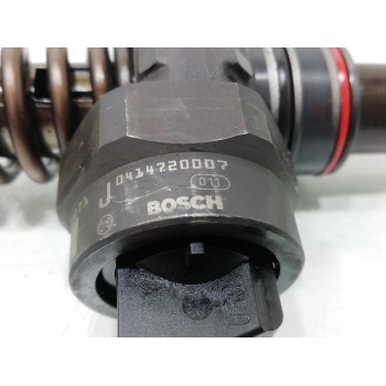 Recambio de inyector para volkswagen passat berlina (3b2) comfortline referencia OEM IAM 038130073F  