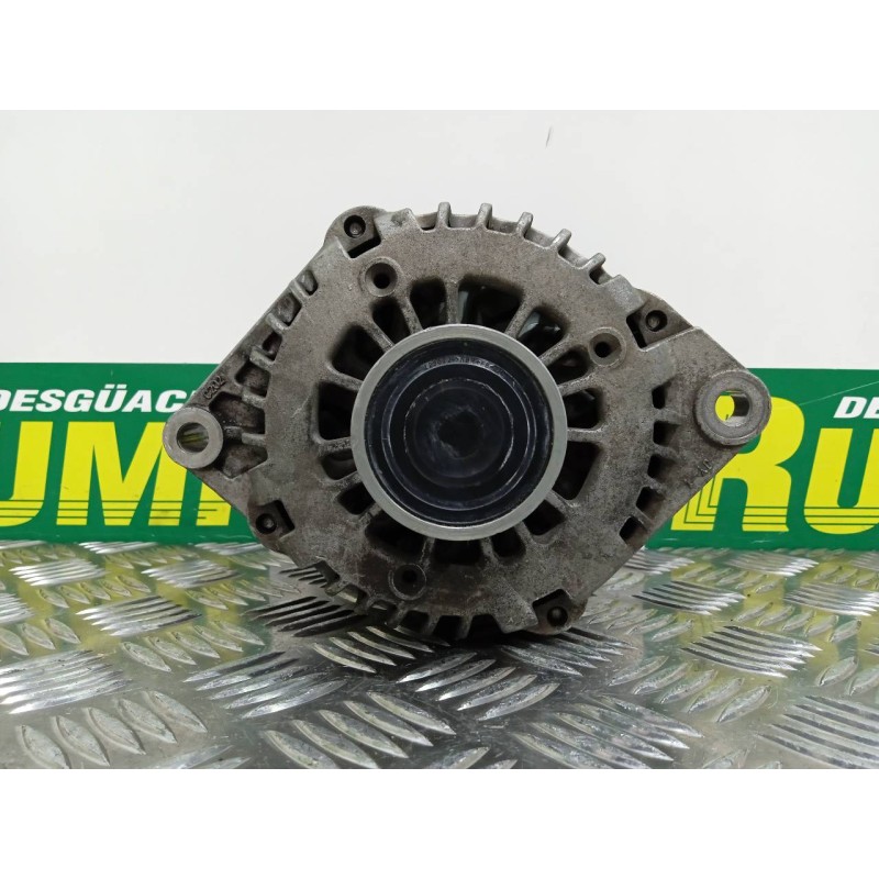 Recambio de alternador para ssangyong korando 2.0 td cat referencia OEM IAM A6711540402 14D08 
