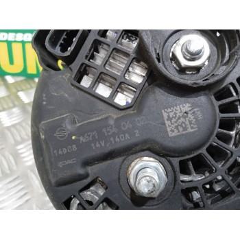 Recambio de alternador para ssangyong korando 2.0 td cat referencia OEM IAM A6711540402 14D08 