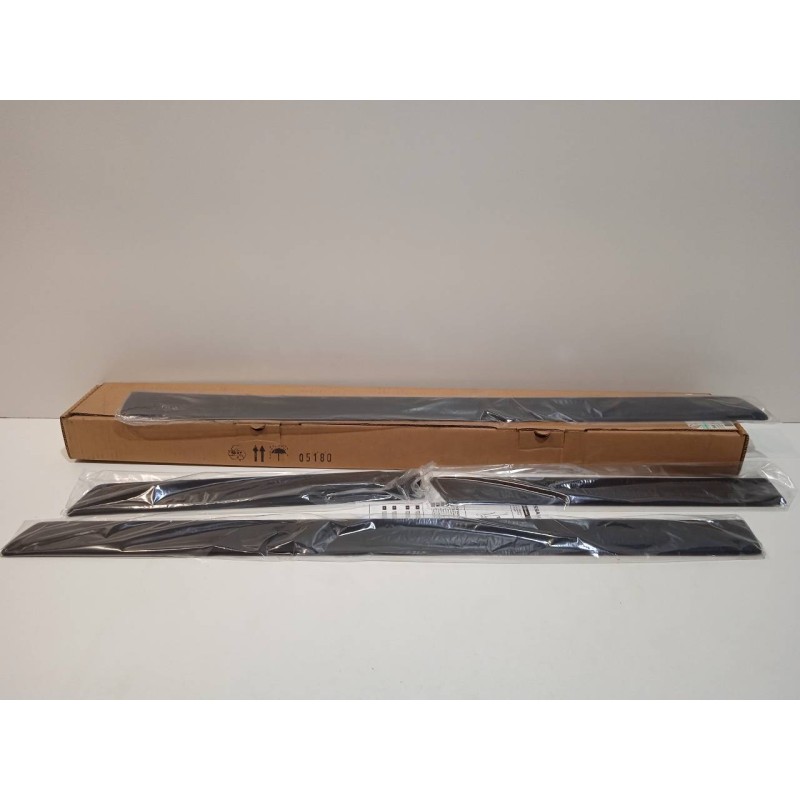 Recambio de moldura para nissan x-trail (t31) referencia OEM IAM KE760JG020  