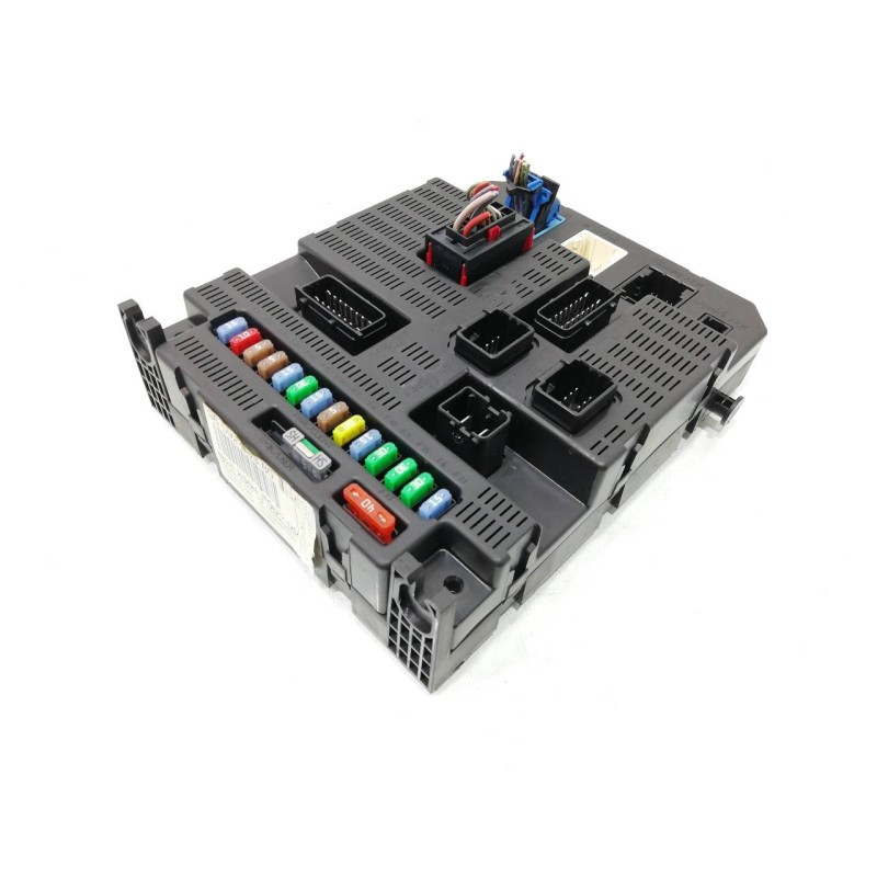 Recambio de caja reles / fusibles para peugeot 207 urban referencia OEM IAM 9659285380  