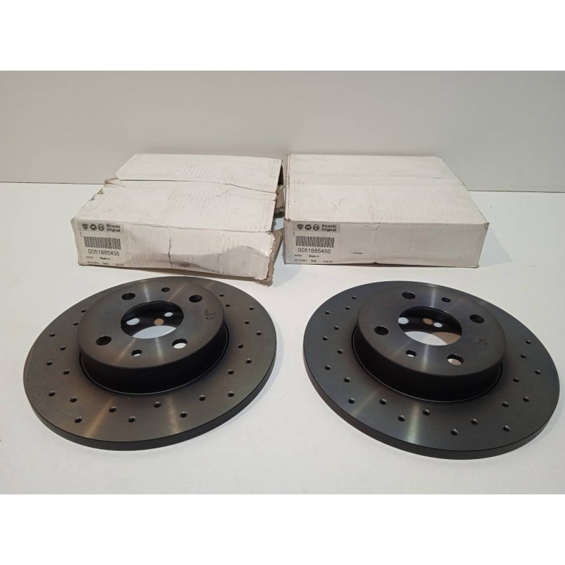 Recambio de disco de freno trasero para abarth nuova 500 (150) referencia OEM IAM 51885456  