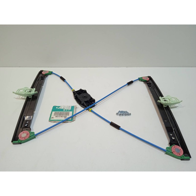 Recambio de elevalunas delantero derecho para lancia ypsilon (101) referencia OEM IAM 71732828  