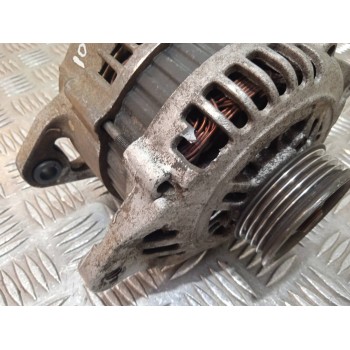 Recambio de alternador para kia rio ipanema berlina referencia OEM IAM 0K30C18300  