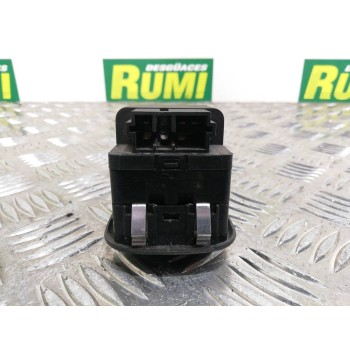 Recambio de mando elevalunas delantero izquierdo para peugeot 206 berlina x-line refri referencia OEM IAM   