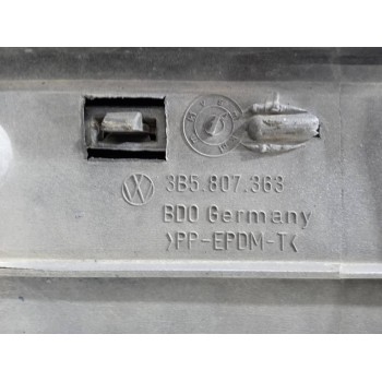 Recambio de paragolpes trasero para volkswagen passat berlina (3b2) berlina referencia OEM IAM 3B5807421  
