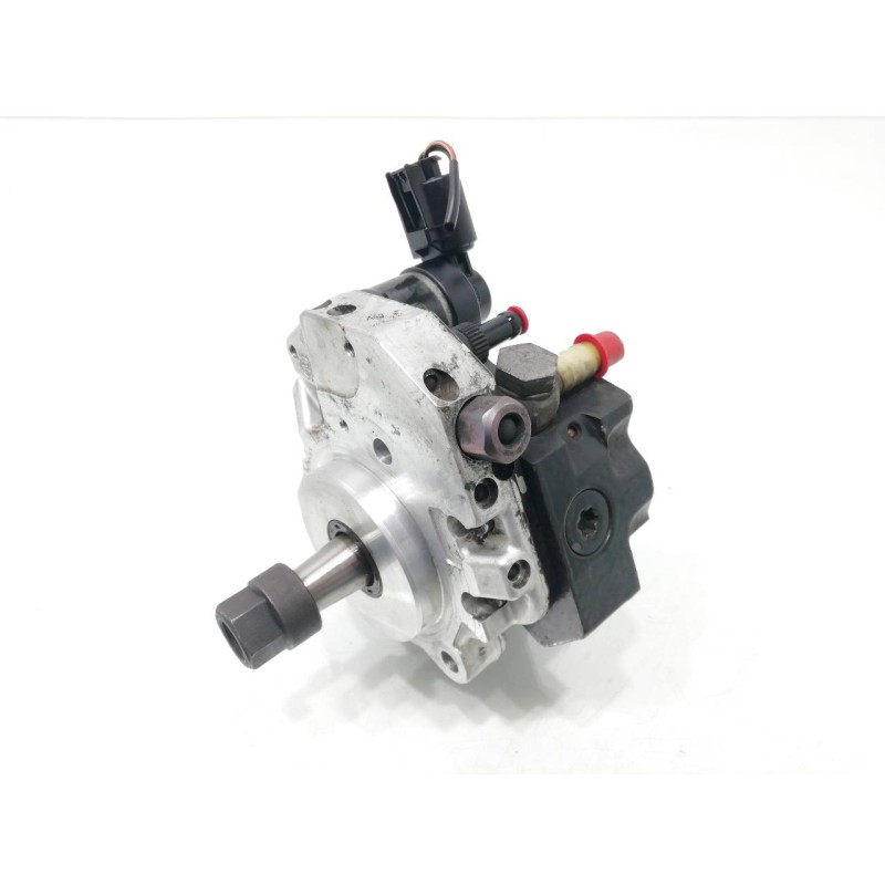 Recambio de bomba inyeccion para bmw serie 3 berlina (e46) 320d referencia OEM IAM 7788670  