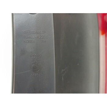 Recambio de piloto trasero derecho para kia cee´d x-tech referencia OEM IAM 92402A2200  