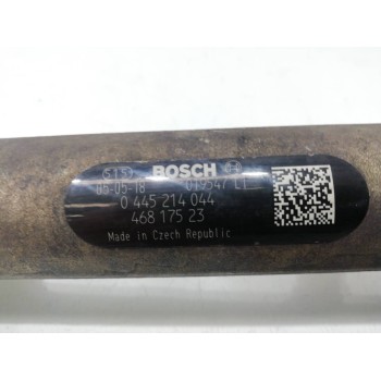 Recambio de rampa inyectora para opel meriva cosmo referencia OEM IAM 46817523  