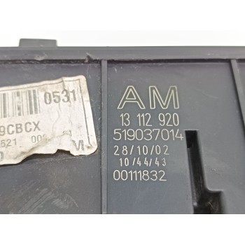 Recambio de caja reles / fusibles para opel vectra c berlina comfort referencia OEM IAM 13112920  