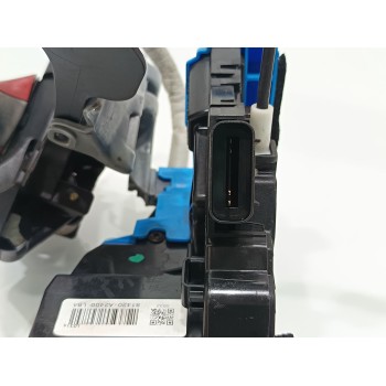 Recambio de cerradura puerta trasera derecha para kia cee´d x-tech referencia OEM IAM 81420A2400  