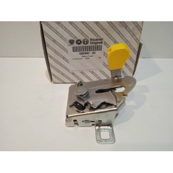 Recambio de cerradura capo para fiat fiorino referencia OEM IAM 1368070080  