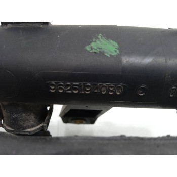 Recambio de rampa inyectora para peugeot 206 berlina e-music referencia OEM IAM 9625194080  