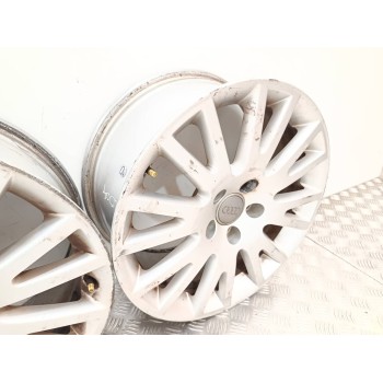 Recambio de juego llantas para audi a4 avant (8e) 2.0 tdi referencia OEM IAM 4F0601025AK  